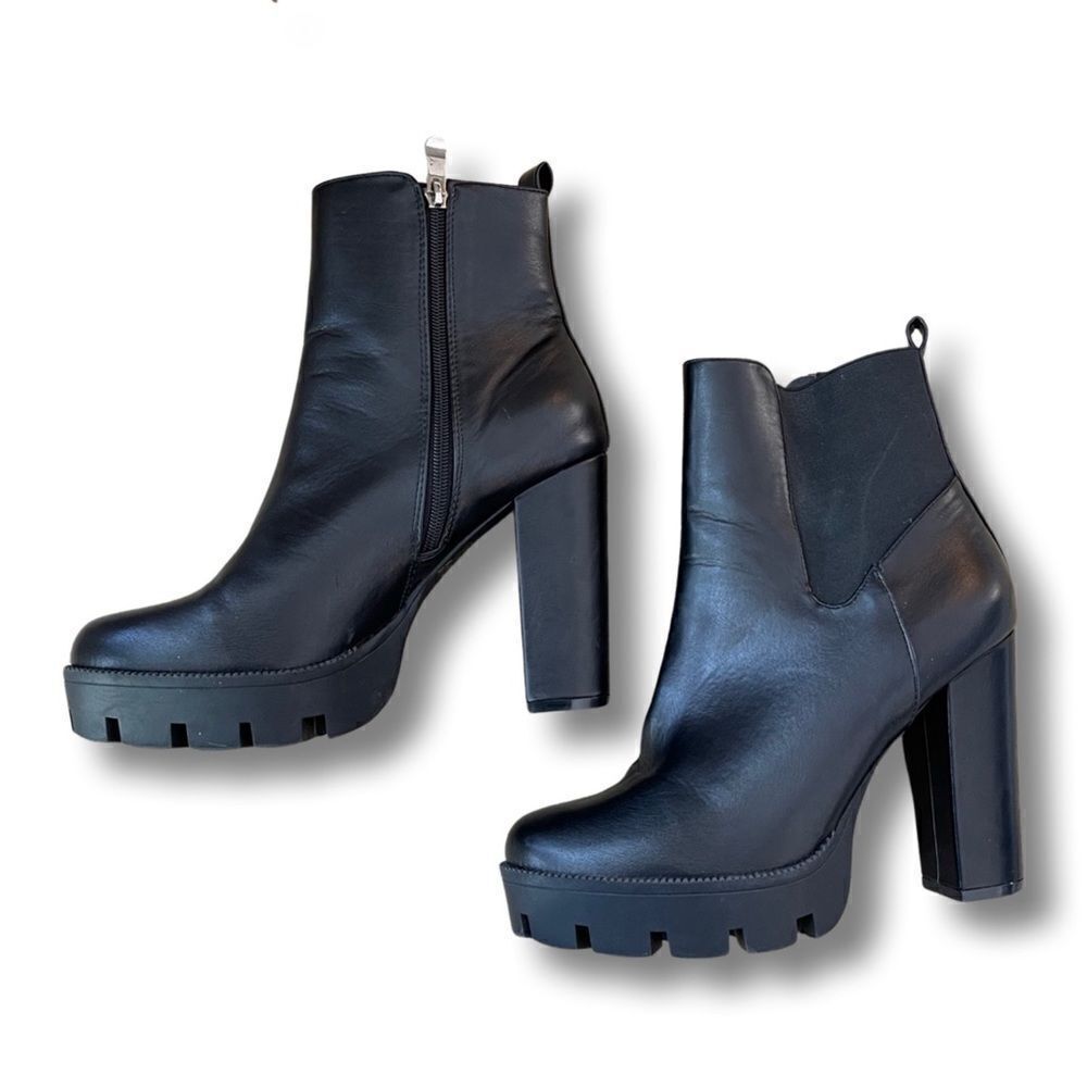 X2B Block Heel Zip Chelsea Boot